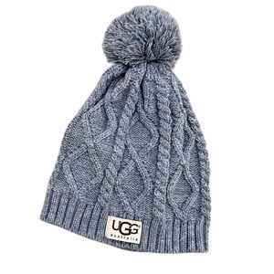 Ugg Australia gray cable knit ribbed Pom Pom hat one size